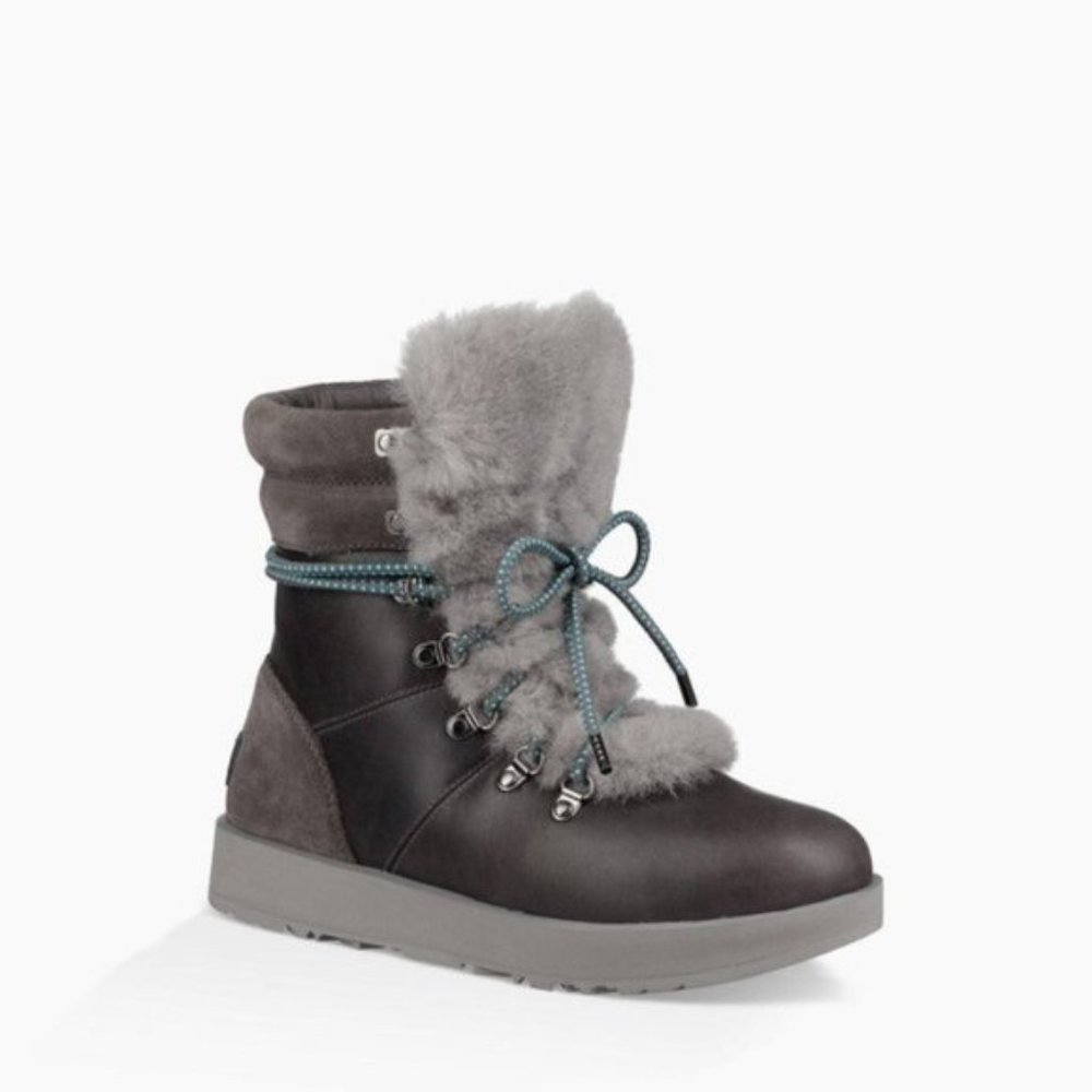 Ugg Viki Waterproof Gray Boot Size 6 1017493